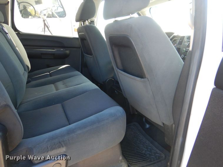 image for item IG9817 2009 Chevrolet Silverado Crew Cab pickup truck