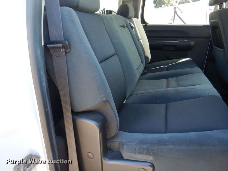 image for item IG9817 2009 Chevrolet Silverado Crew Cab pickup truck