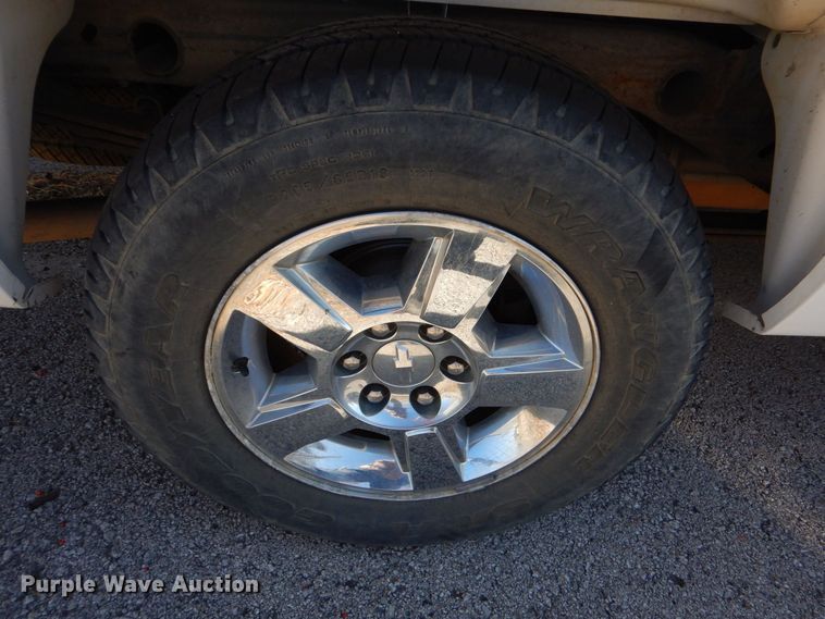 image for item IG9817 2009 Chevrolet Silverado Crew Cab pickup truck