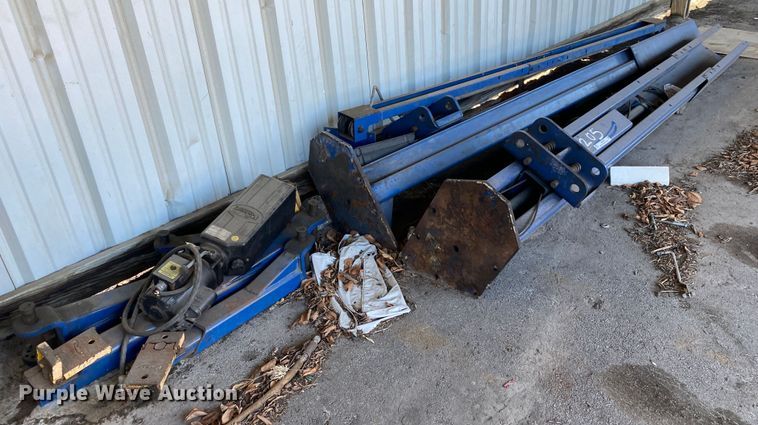 image for item IG9860 Rotary SPOA9 two post automotive lift