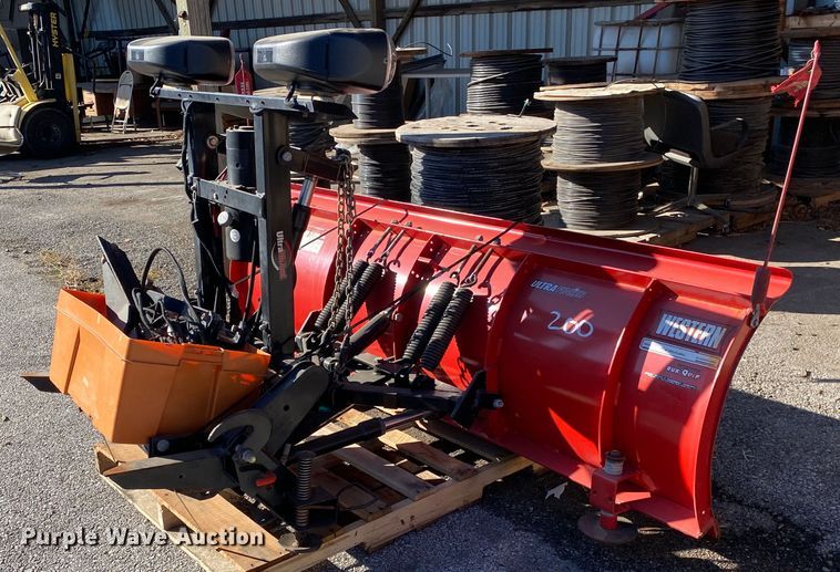 image for item IG9866 Western Pro-Plow  7.5'W snow plow