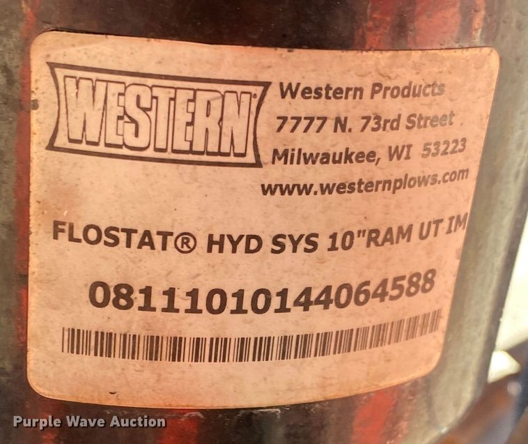 image for item IG9866 Western Pro-Plow  7.5'W snow plow