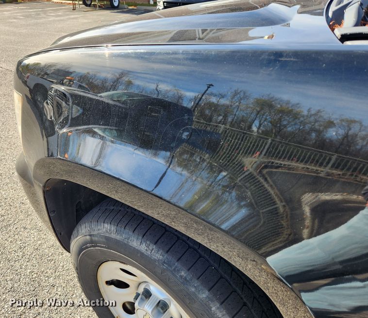 image for item JB9779 2010 Chevrolet Tahoe  SUV