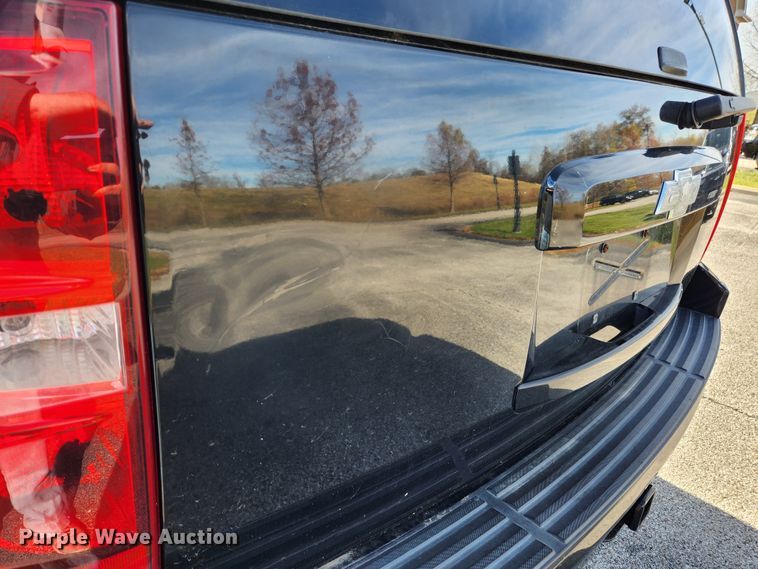 image for item JB9779 2010 Chevrolet Tahoe  SUV