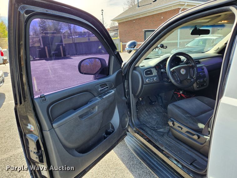 image for item JB9779 2010 Chevrolet Tahoe  SUV