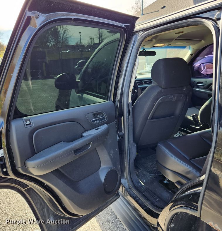 image for item JB9779 2010 Chevrolet Tahoe  SUV