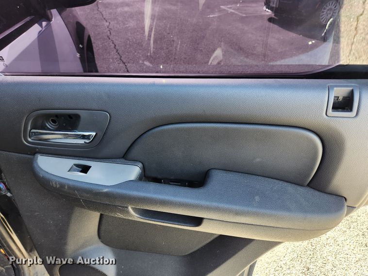 image for item JB9779 2010 Chevrolet Tahoe  SUV