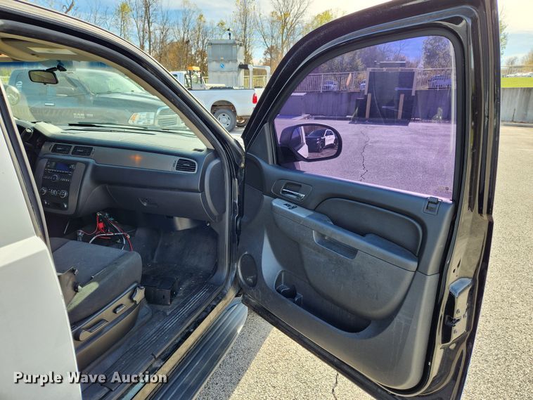 image for item JB9779 2010 Chevrolet Tahoe  SUV