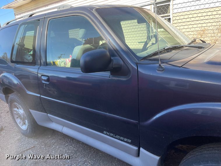 image for item JD9839 2002 Ford Explorer Sport  SUV