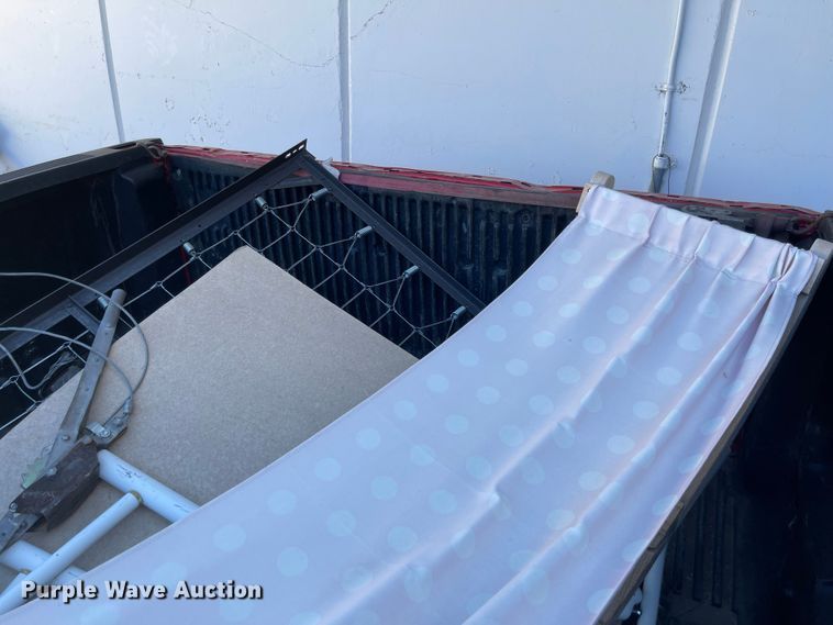 image for item JD9840 2005 Ford F150  SuperCab pickup truck