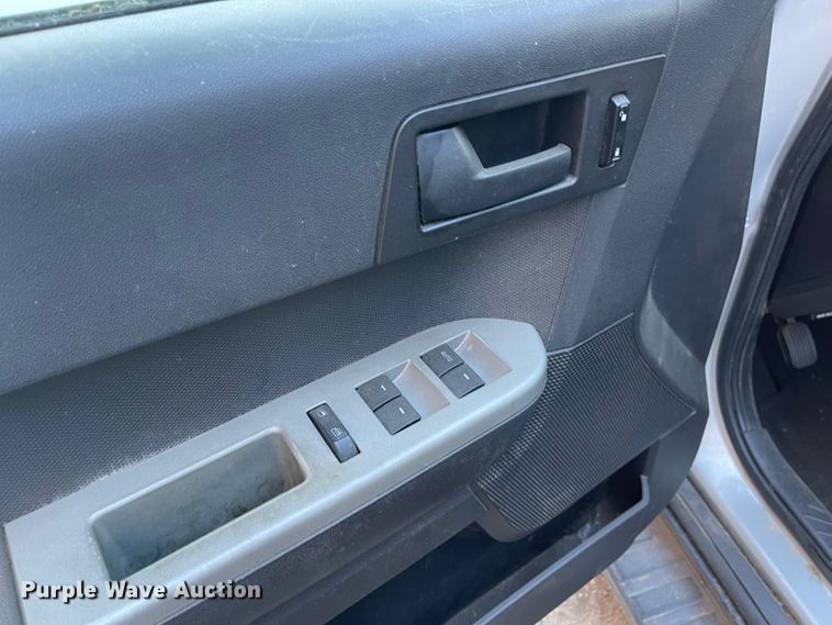 image for item JD9841 2008 Ford Escape  SUV