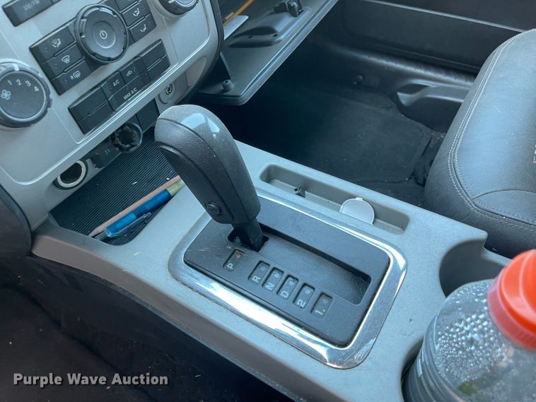 image for item JD9841 2008 Ford Escape  SUV