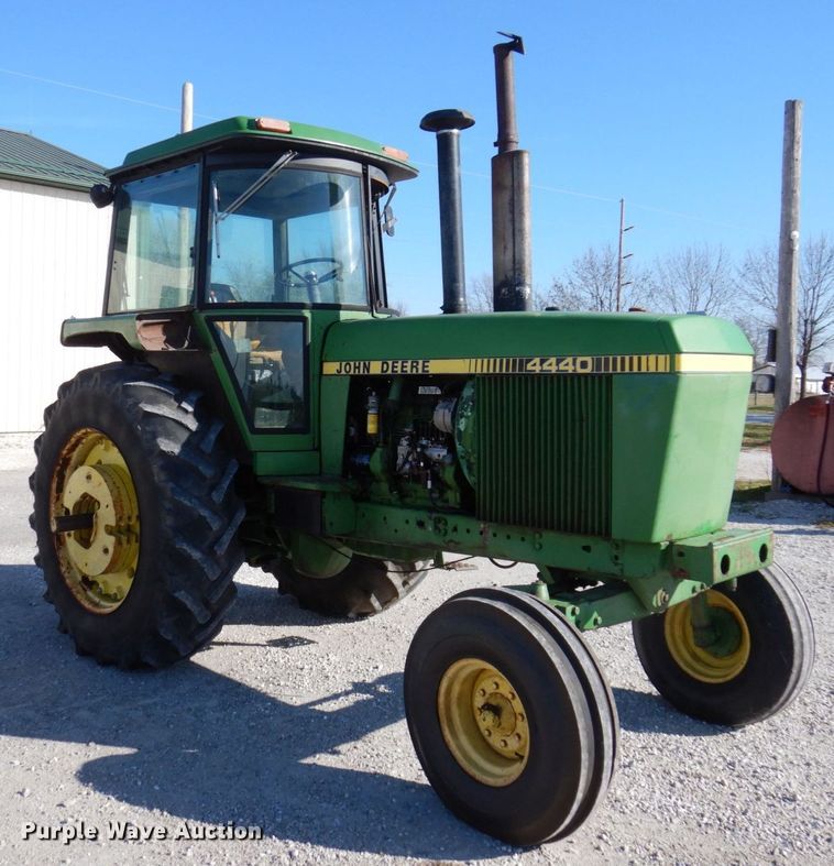 image for item JL9794 1978 John Deere 4440  tractor