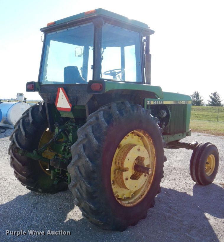 image for item JL9794 1978 John Deere 4440  tractor