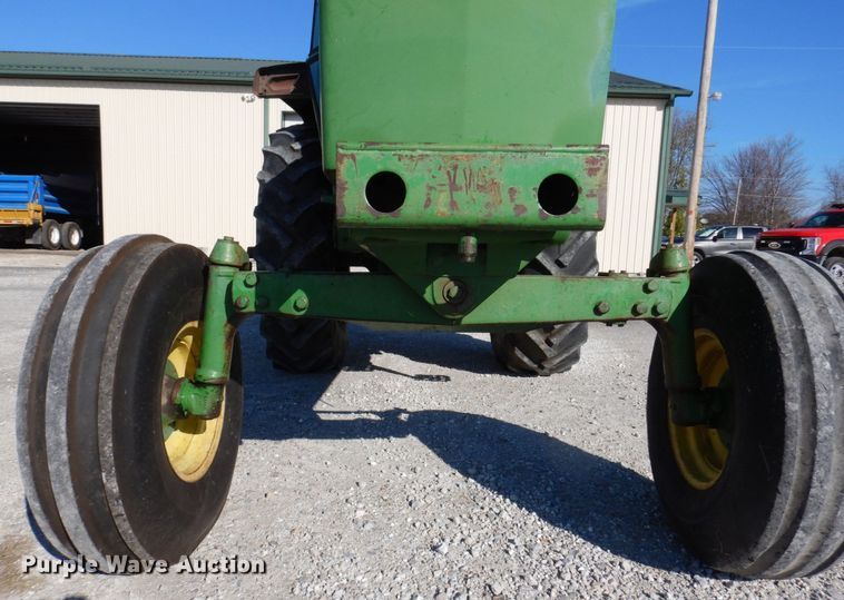 image for item JL9794 1978 John Deere 4440  tractor