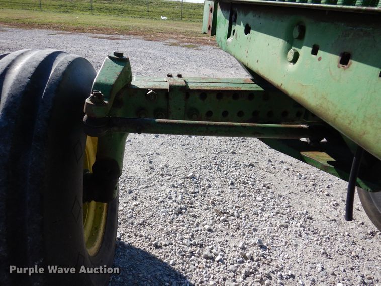 image for item JL9794 1978 John Deere 4440  tractor