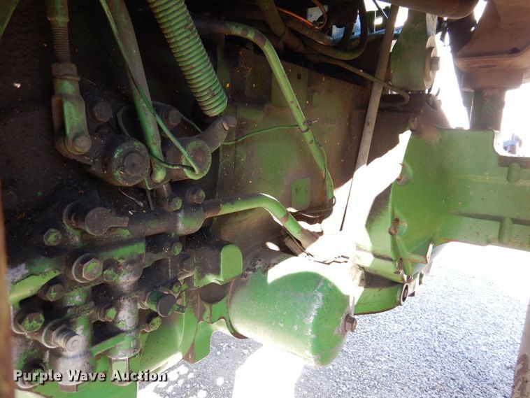 image for item JL9794 1978 John Deere 4440  tractor