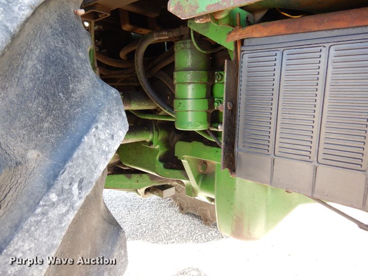 image for item JL9794 1978 John Deere 4440  tractor