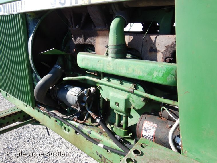 image for item JL9794 1978 John Deere 4440  tractor