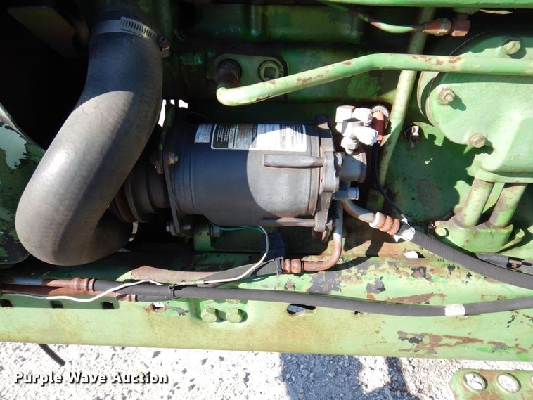 image for item JL9794 1978 John Deere 4440  tractor