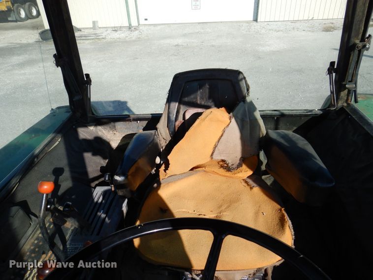 image for item JL9794 1978 John Deere 4440  tractor