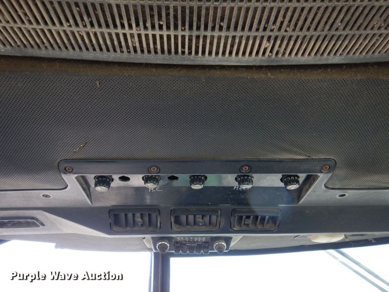 image for item JL9794 1978 John Deere 4440  tractor