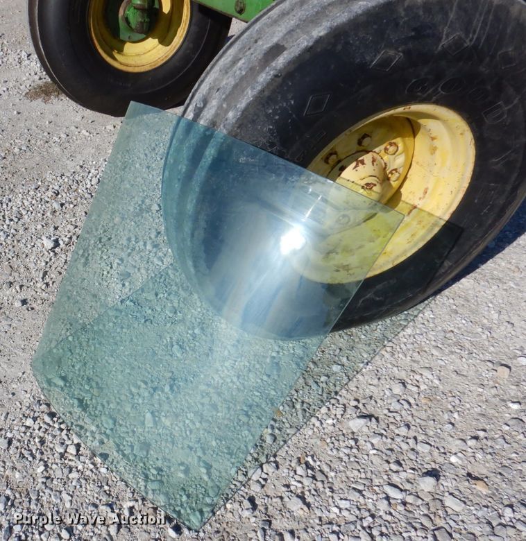 image for item JL9794 1978 John Deere 4440  tractor