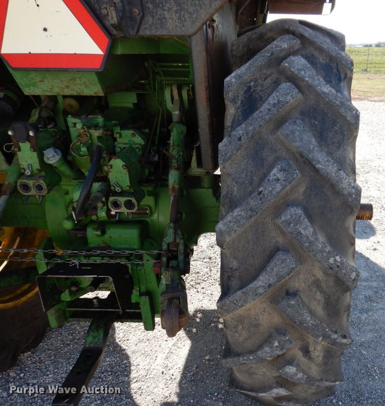 image for item JL9794 1978 John Deere 4440  tractor