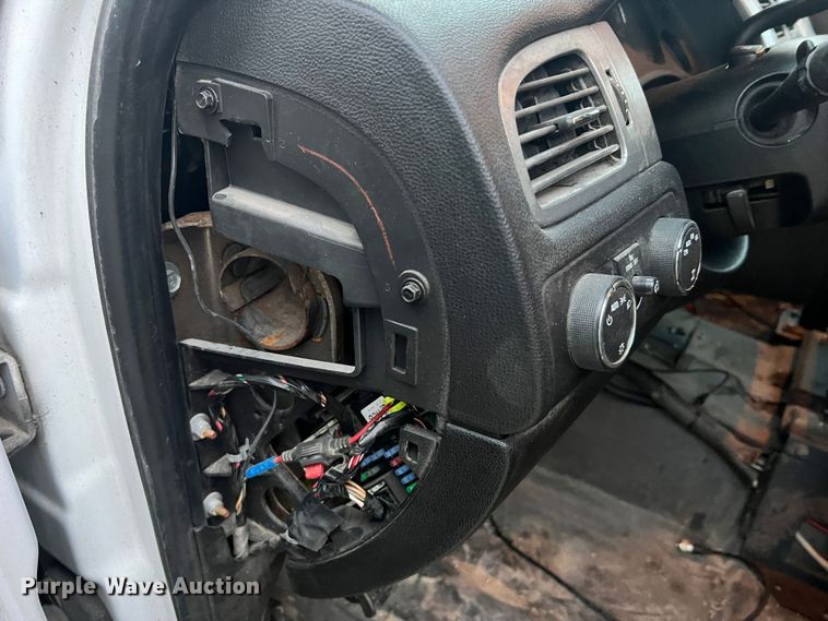 image for item JU9876 2010 Chevrolet Tahoe LS  SUV