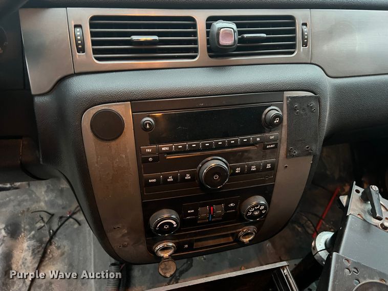 image for item JU9876 2010 Chevrolet Tahoe LS  SUV