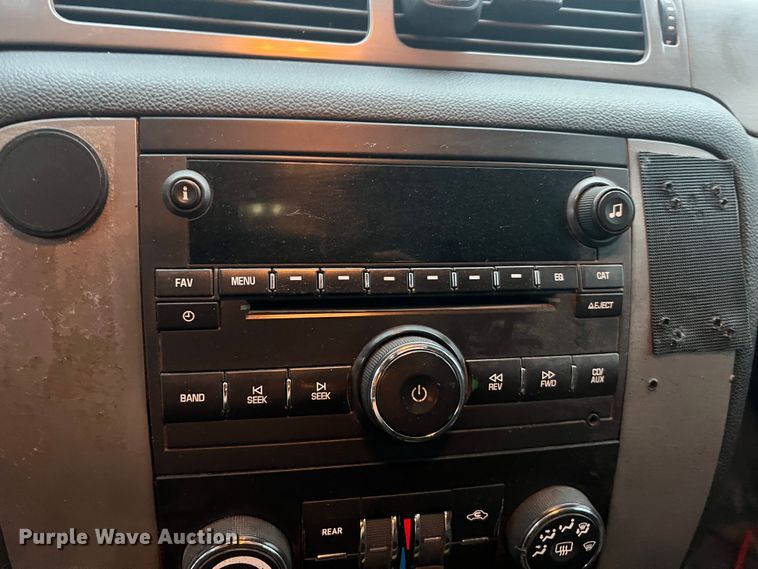 image for item JU9876 2010 Chevrolet Tahoe LS  SUV