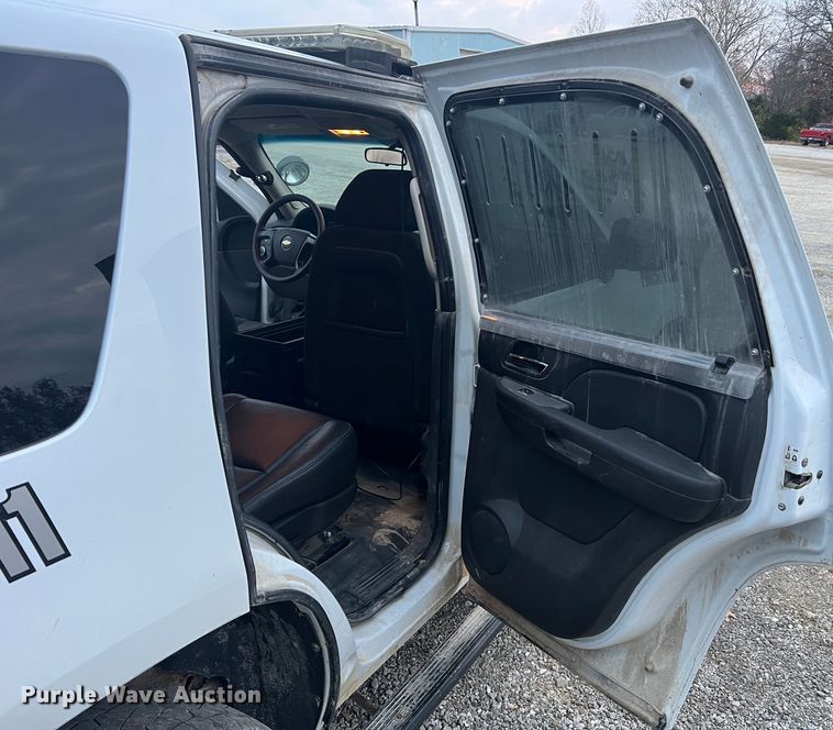 image for item JU9876 2010 Chevrolet Tahoe LS  SUV