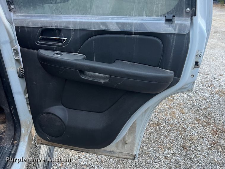 image for item JU9876 2010 Chevrolet Tahoe LS  SUV