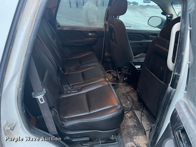 image for item JU9876 2010 Chevrolet Tahoe LS  SUV