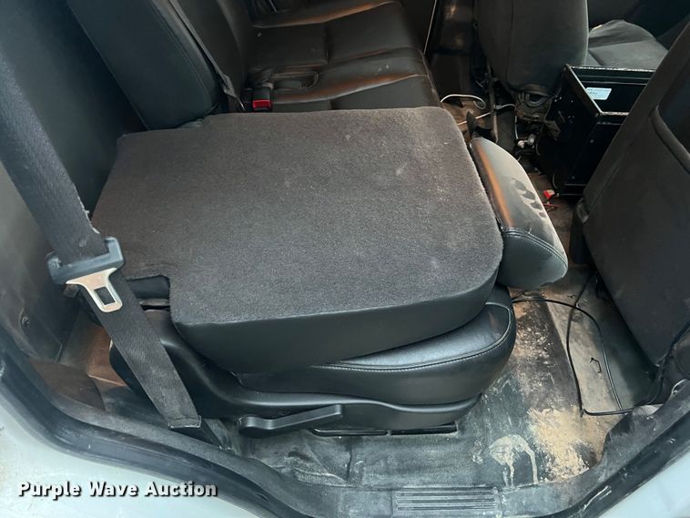 image for item JU9876 2010 Chevrolet Tahoe LS  SUV