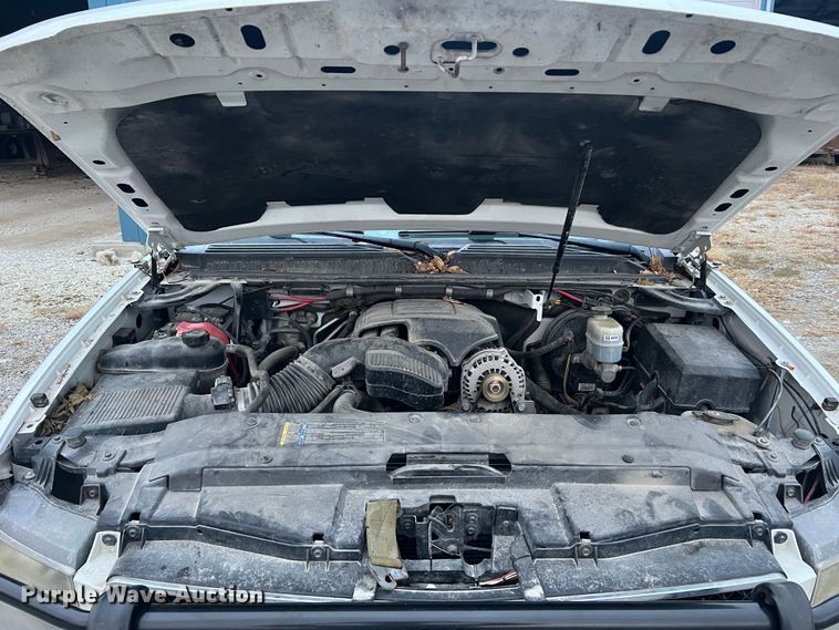 image for item JU9876 2010 Chevrolet Tahoe LS  SUV