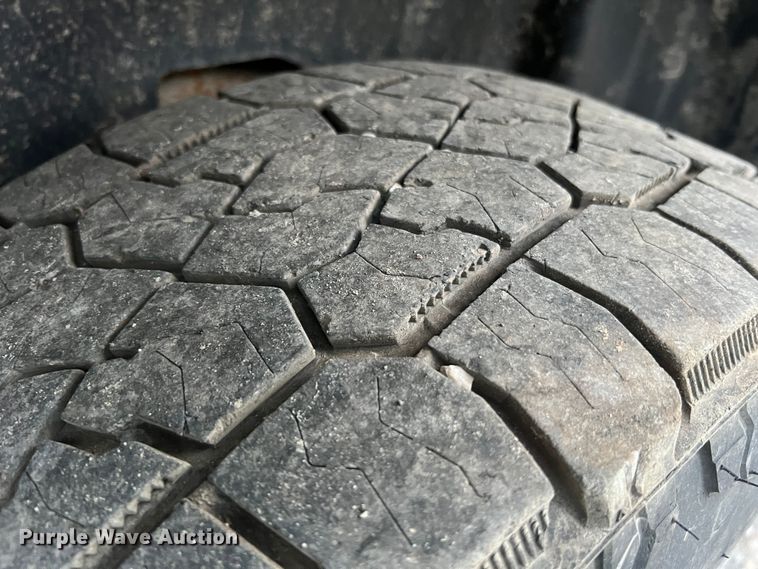 image for item JU9876 2010 Chevrolet Tahoe LS  SUV