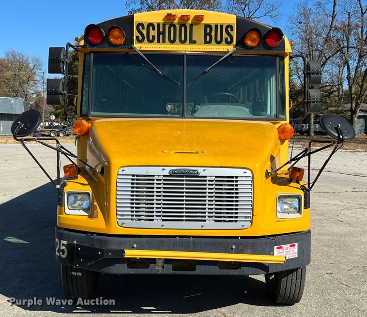 image for item KF9807 2005 Thomas  school bus