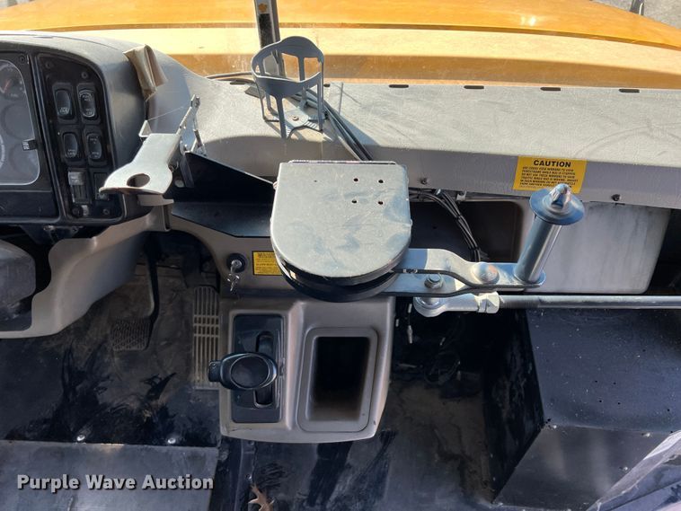 image for item KF9807 2005 Thomas  school bus