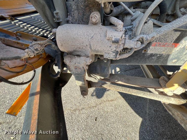 image for item KF9807 2005 Thomas  school bus