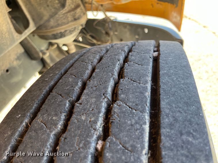 image for item KF9807 2005 Thomas  school bus