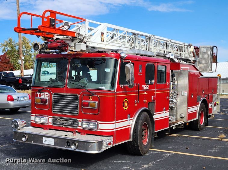 image for item KH9162 2005 Seagrave TR44DA  fire truck