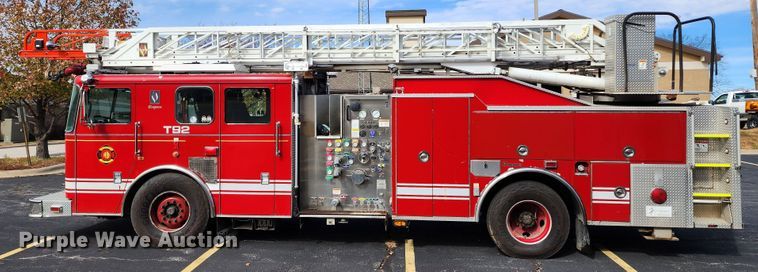 image for item KH9162 2005 Seagrave TR44DA  fire truck