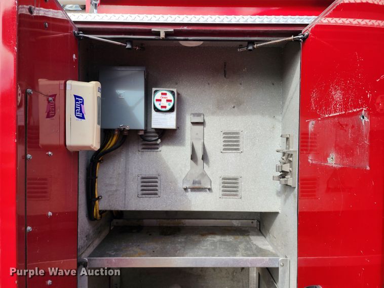 image for item KH9162 2005 Seagrave TR44DA  fire truck