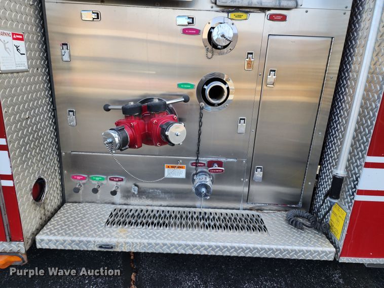 image for item KH9162 2005 Seagrave TR44DA  fire truck