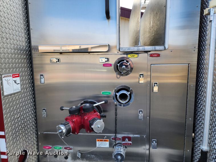 image for item KH9162 2005 Seagrave TR44DA  fire truck