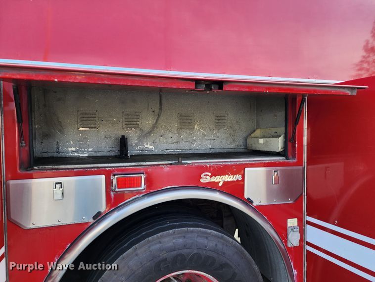 image for item KH9162 2005 Seagrave TR44DA  fire truck
