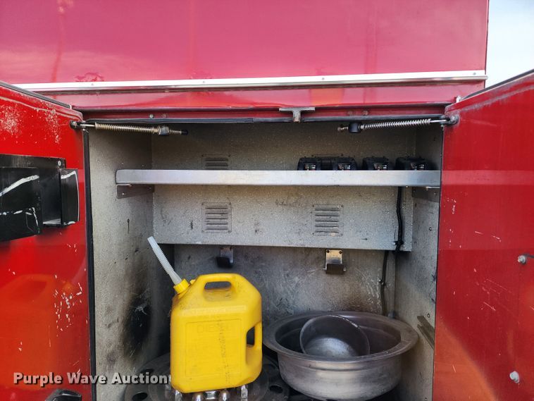 image for item KH9162 2005 Seagrave TR44DA  fire truck