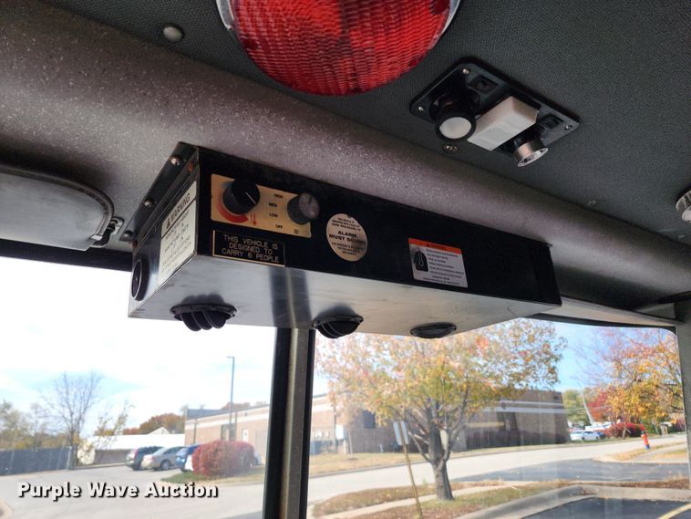 image for item KH9162 2005 Seagrave TR44DA  fire truck