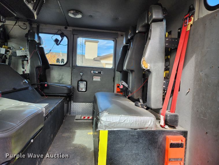 image for item KH9162 2005 Seagrave TR44DA  fire truck